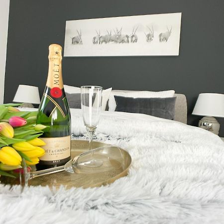 M-Style 01 Apartment Mit Terrasse Und Gasgrill, 24H Self-Check-In, Free Parking, Netflix Νυρεμβέργη Εξωτερικό φωτογραφία