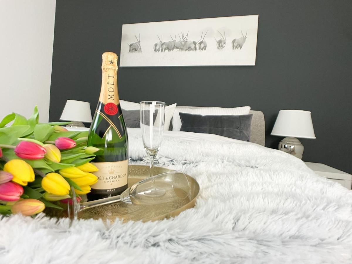 M-Style 01 Apartment Mit Terrasse Und Gasgrill, 24H Self-Check-In, Free Parking, Netflix Νυρεμβέργη Εξωτερικό φωτογραφία
